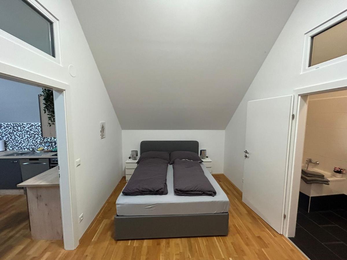 Paky Appartements 00323 莱塔河畔布鲁克 外观 照片
