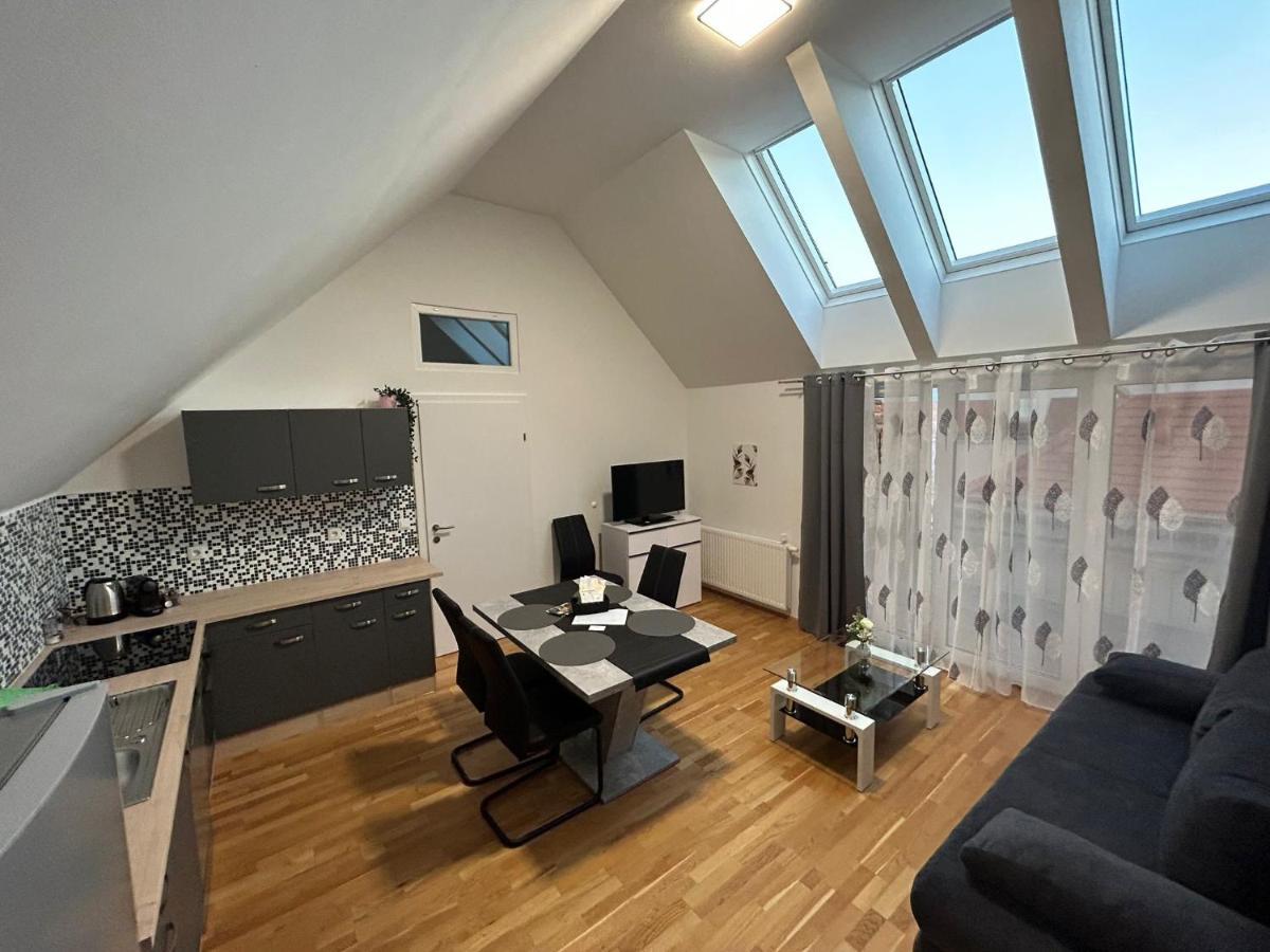 Paky Appartements 00323 莱塔河畔布鲁克 外观 照片